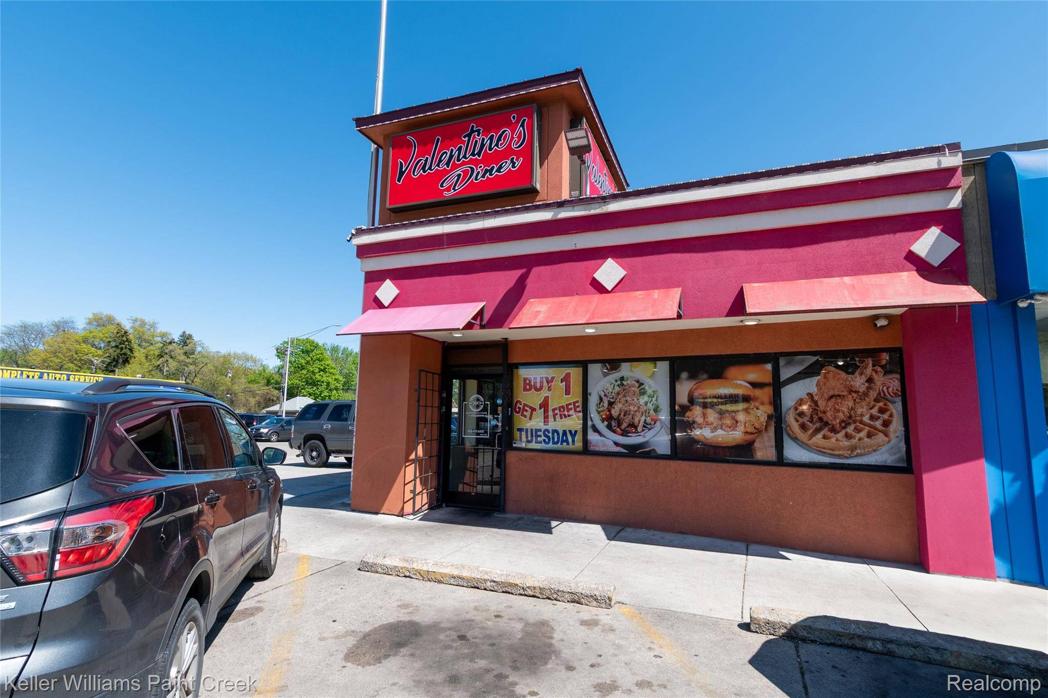 Harper Woods, MI 48225,19840 Kelly RD