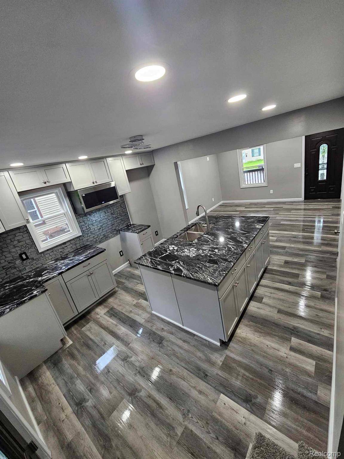 Inkster, MI 48141,28541 Glenwood ST