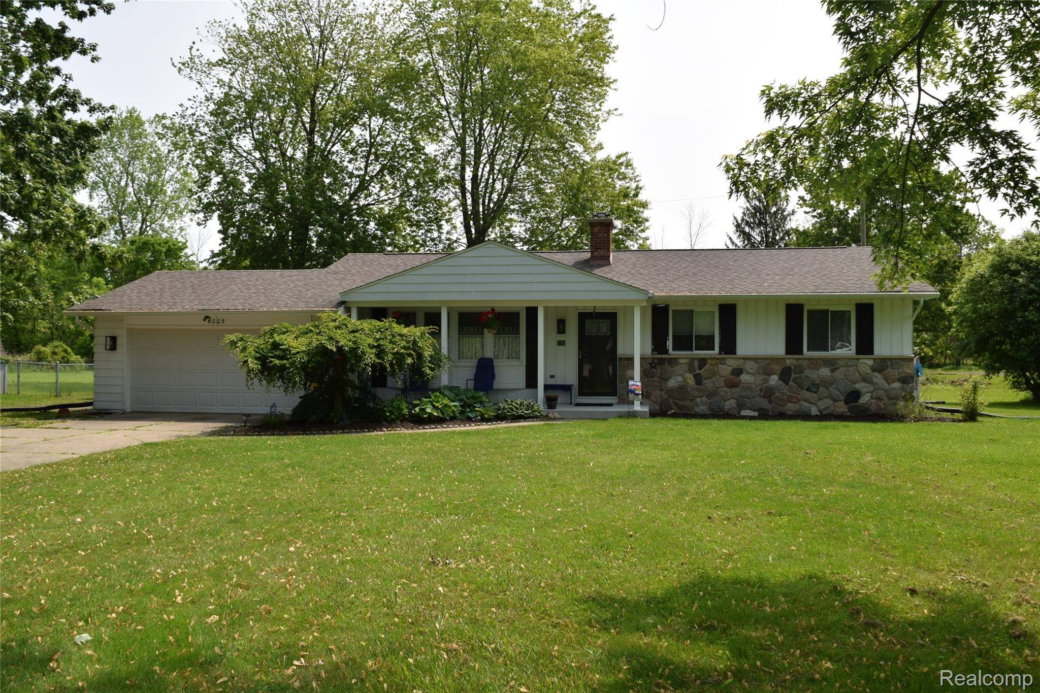 Flint, MI 48532,6009 Lancaster DR