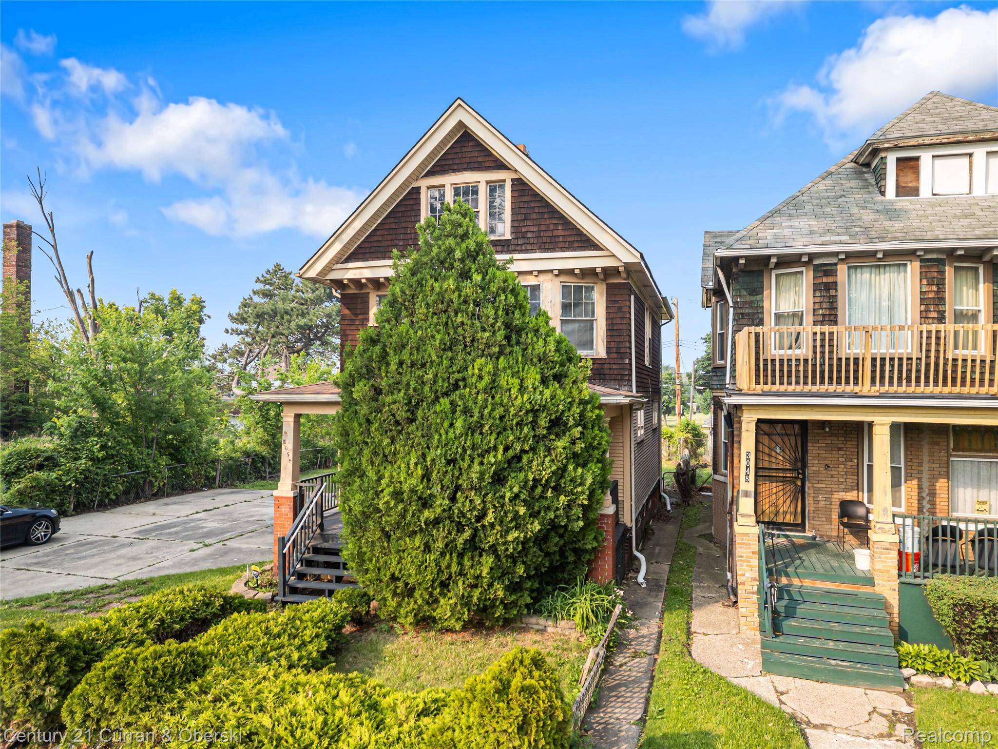 Redford, MI 48214,3054 Cadillac BLVD