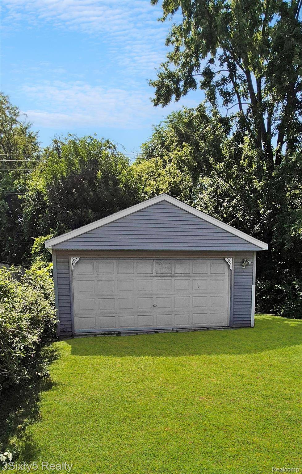 Taylor, MI 48180,11676 Pine ST