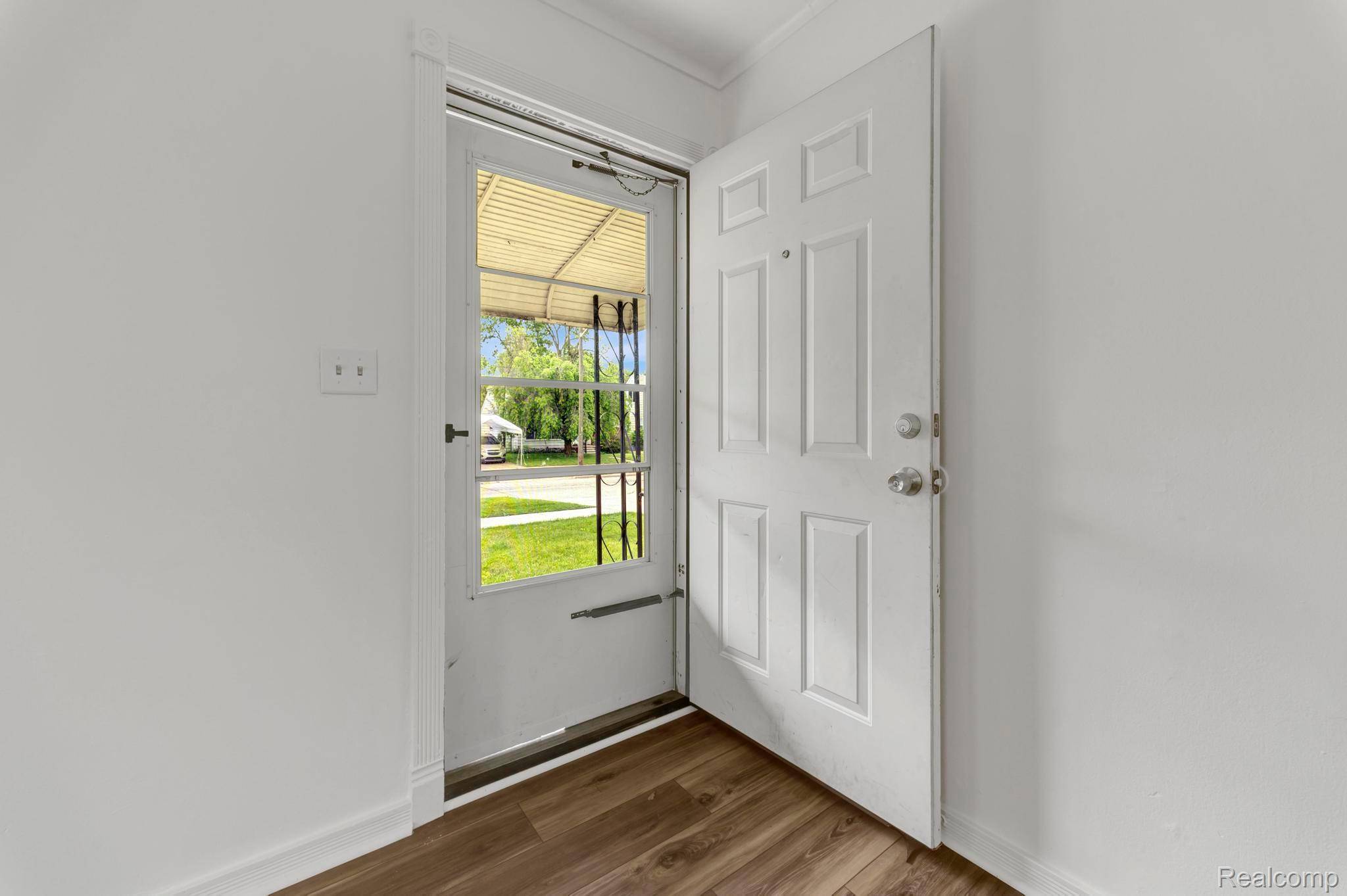 Redford, MI 48240,19357 Indian