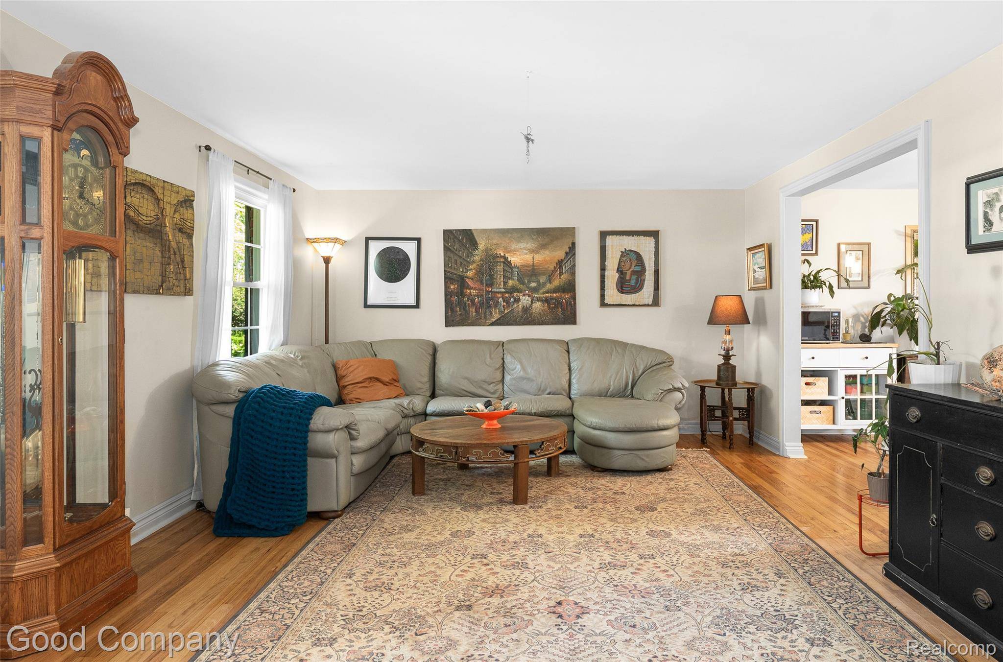 Southfield, MI 48076,30060 Spring River DR