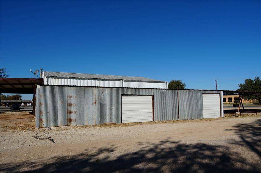Tuscola, TX 79562,833 Garza Avenue