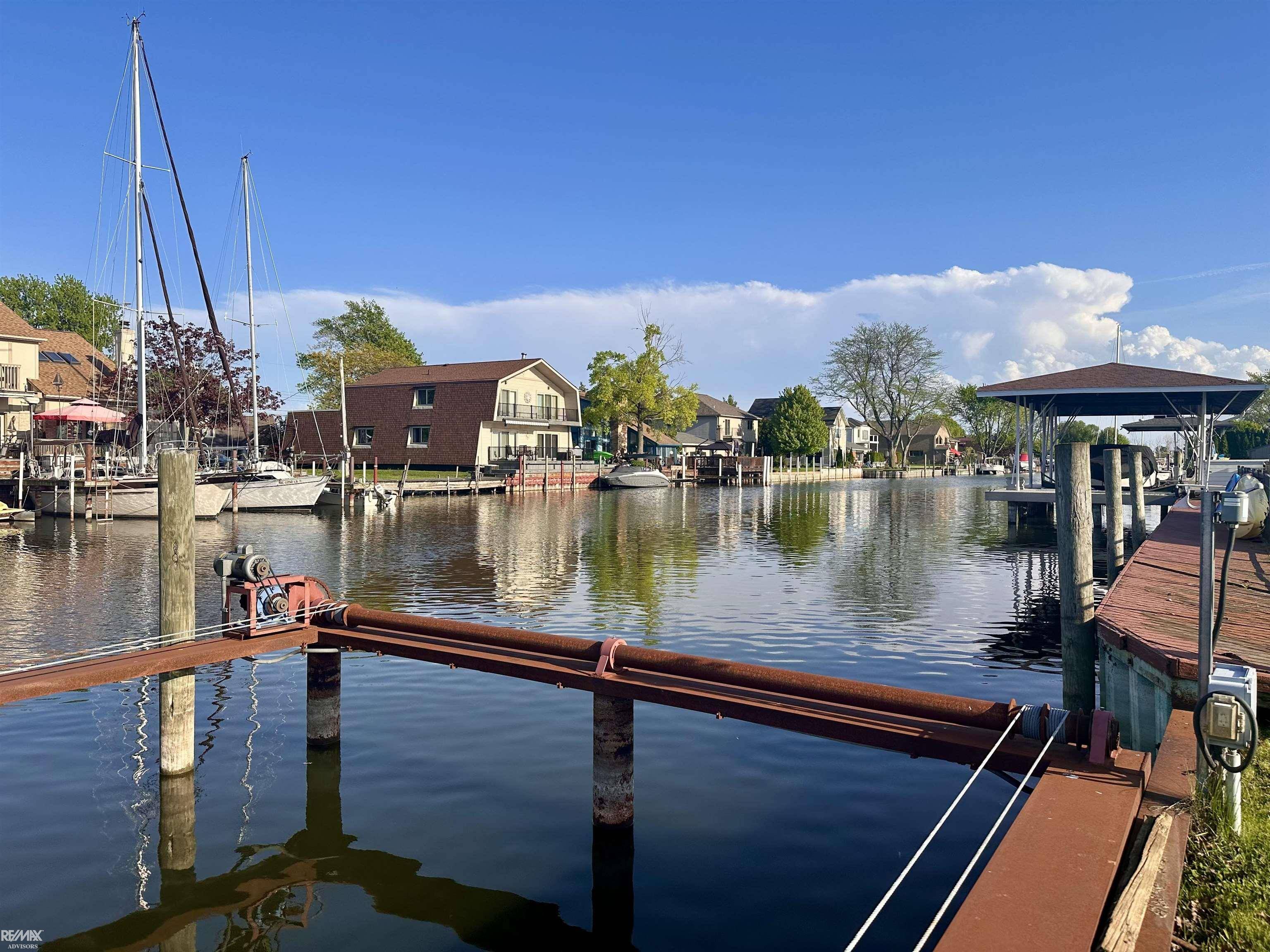 Harrison Twp, MI 48045,39270 Venetian Dr DR