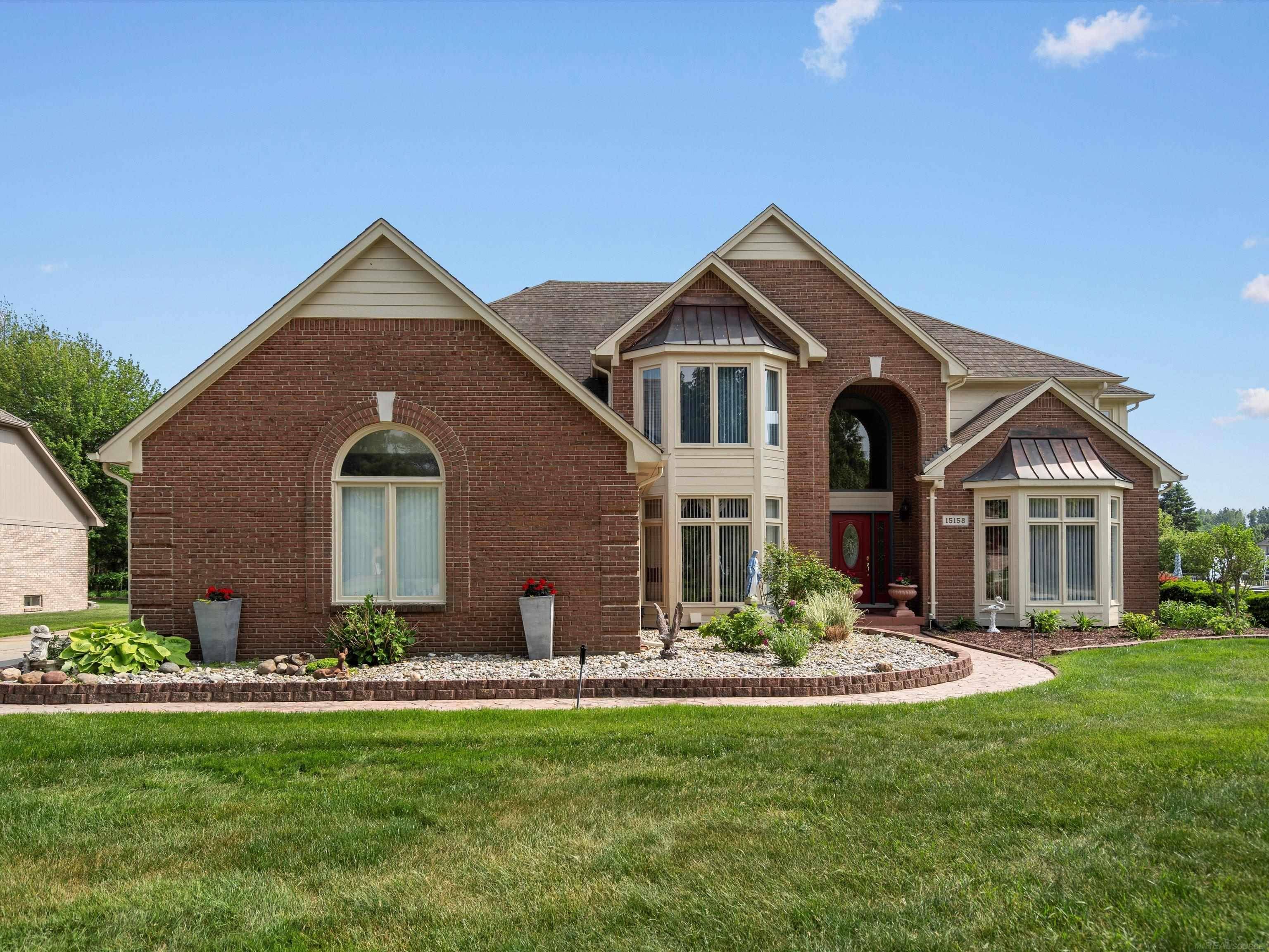 Shelby Twp, MI 48315,15158 Towering Oaks DR