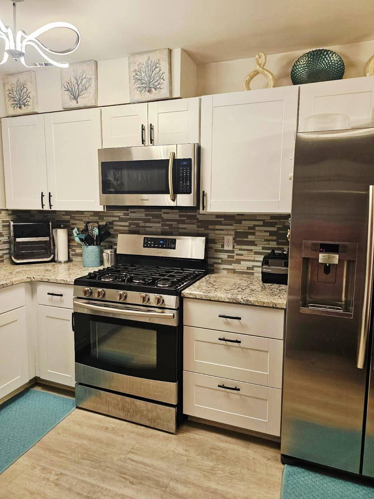 MI 48197,3062 Roundtree BLVD