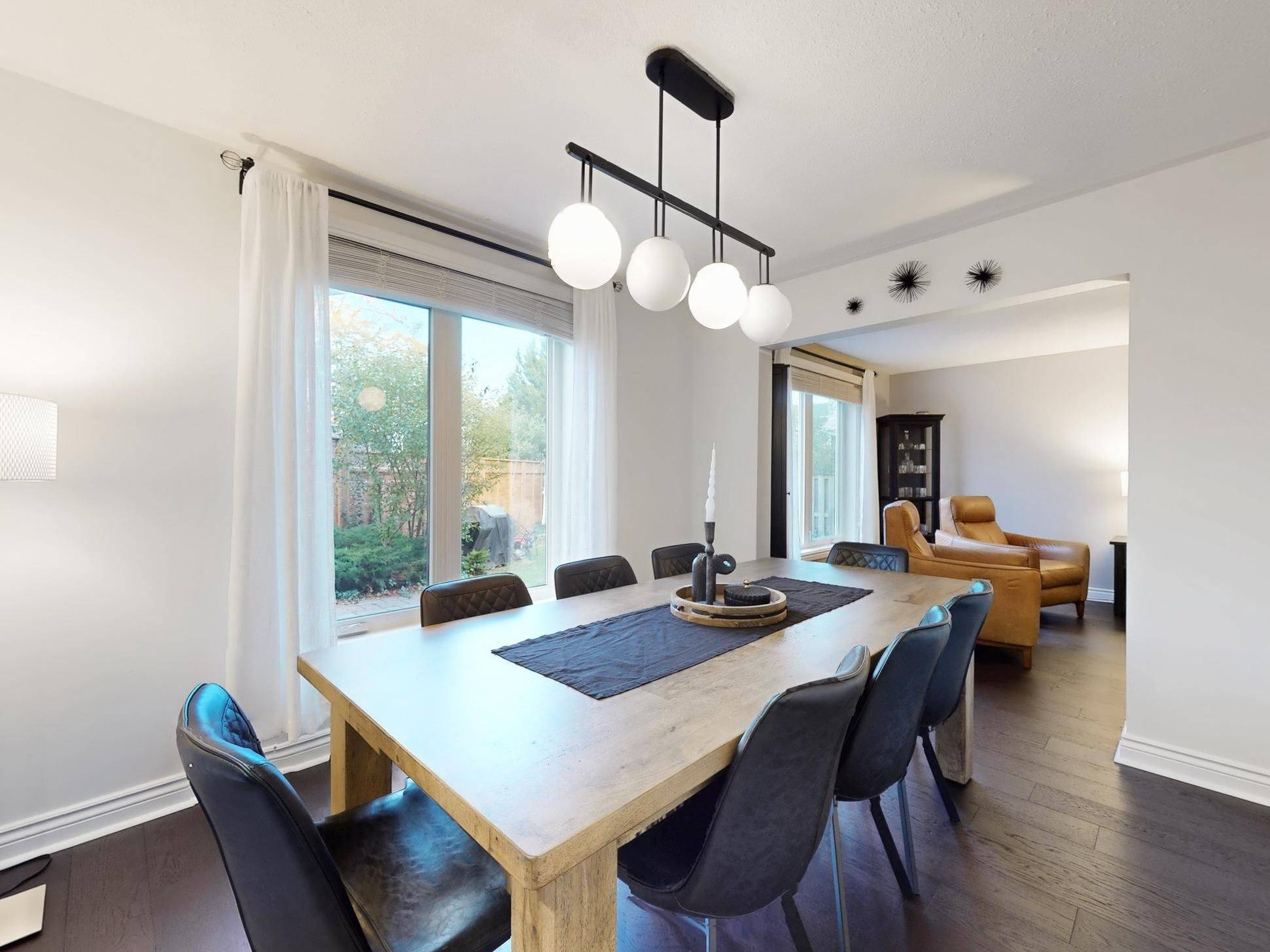 Oakville, ON L6H 2E1,1217 Lambeth RD