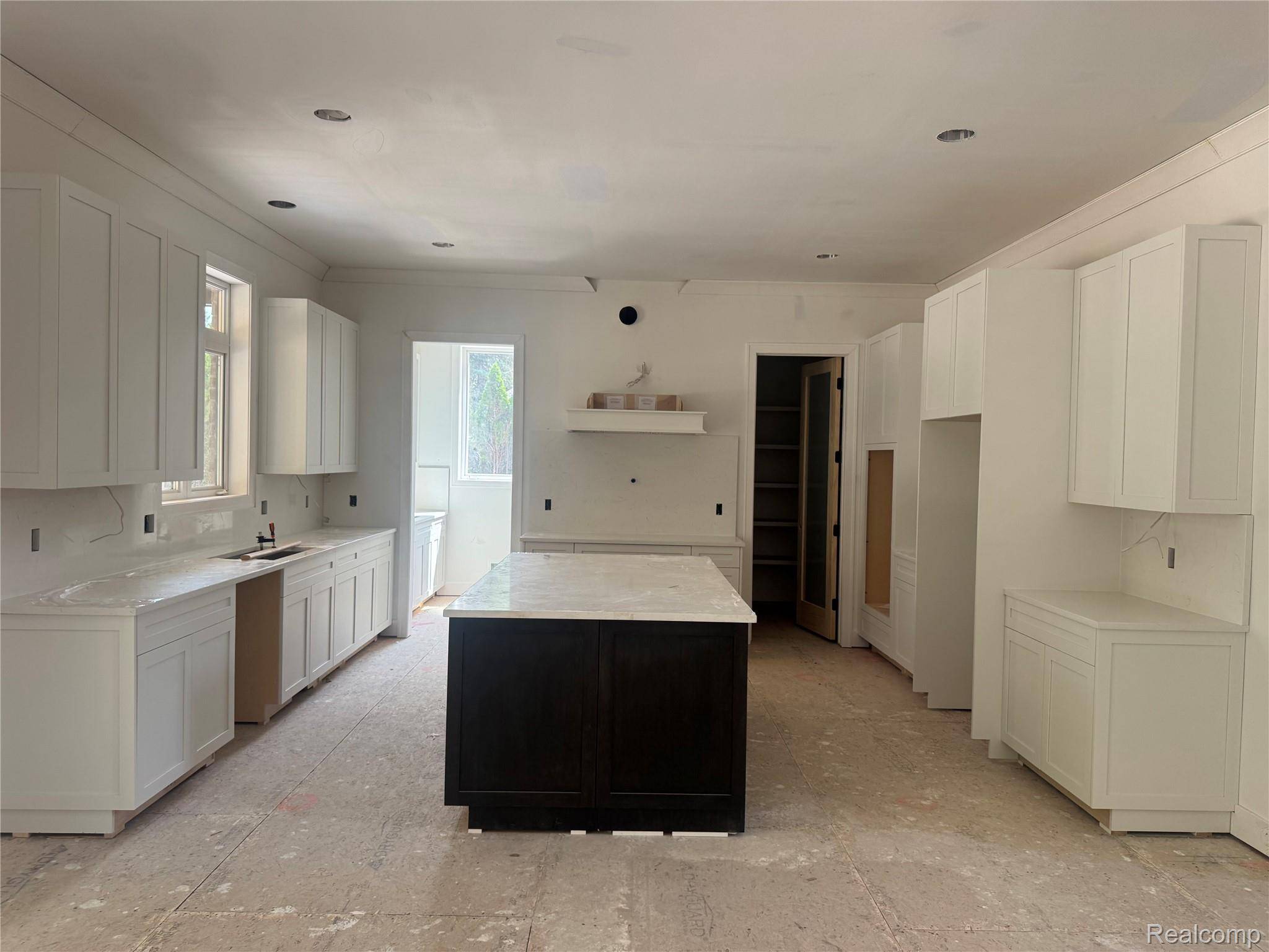 Shelby Twp, MI 48315,14173 PROVIM FOREST