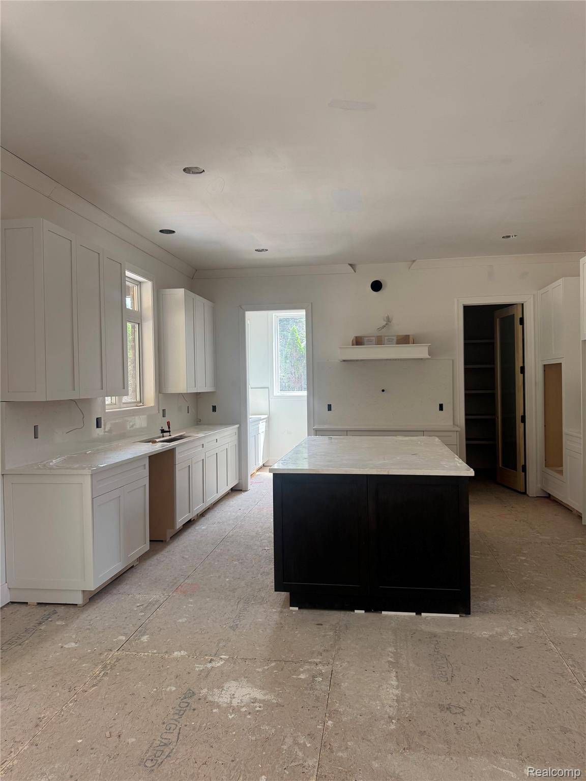 Shelby Twp, MI 48315,14173 PROVIM FOREST