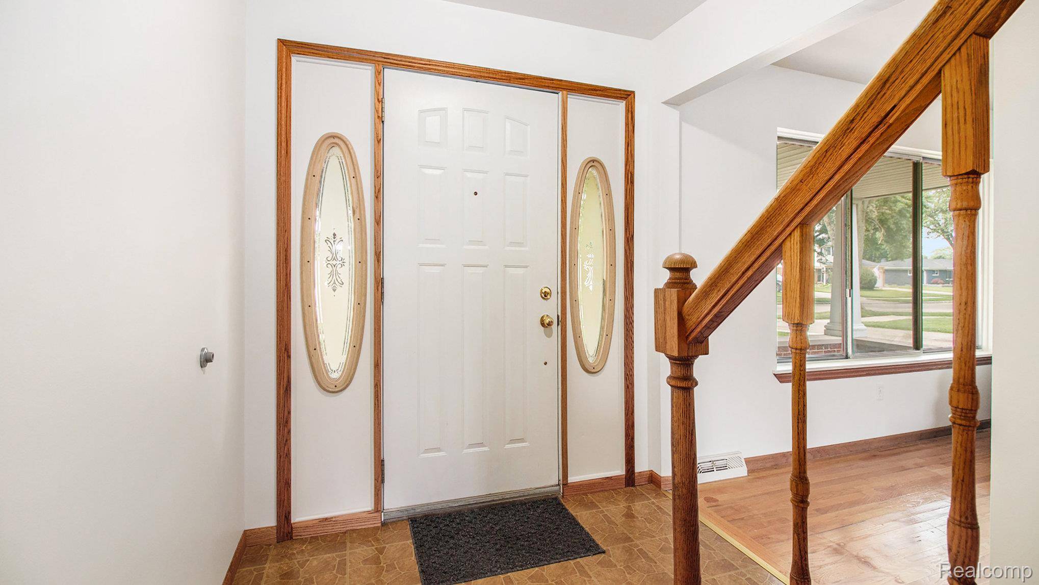 Sterling Heights, MI 48312,11447 Canterbury DR