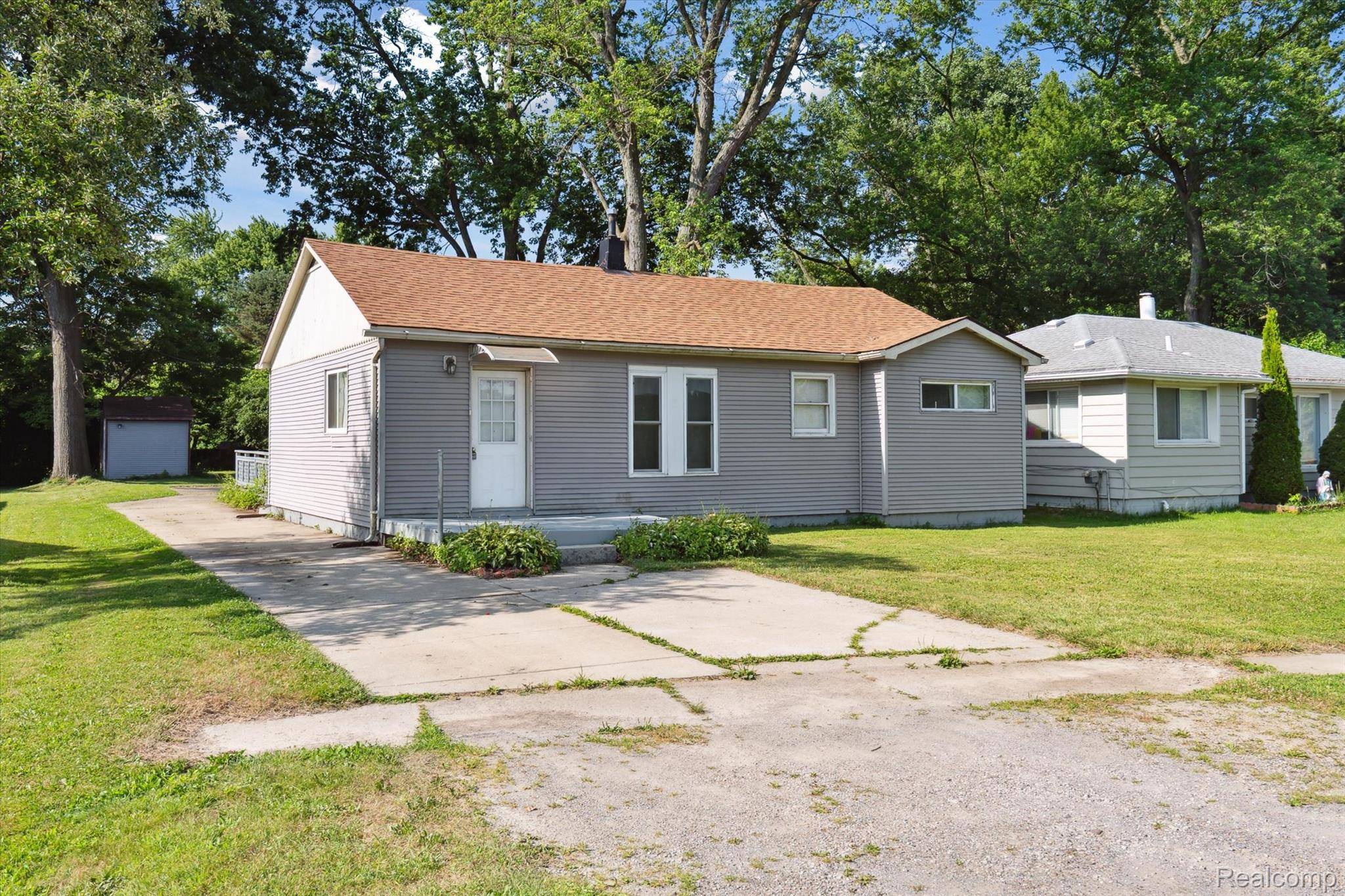 Rochester Hills, MI 48307,322 Michelson RD