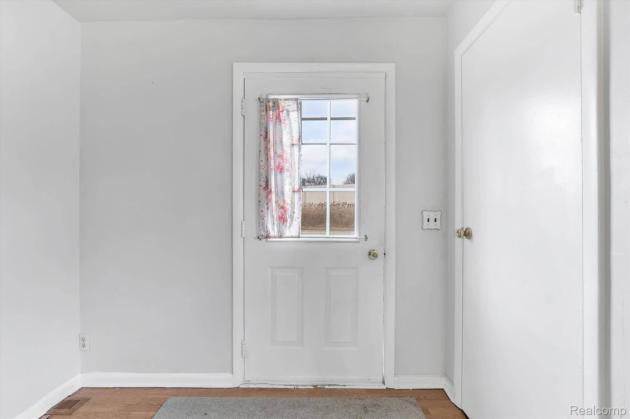 Rochester Hills, MI 48307,322 Michelson RD