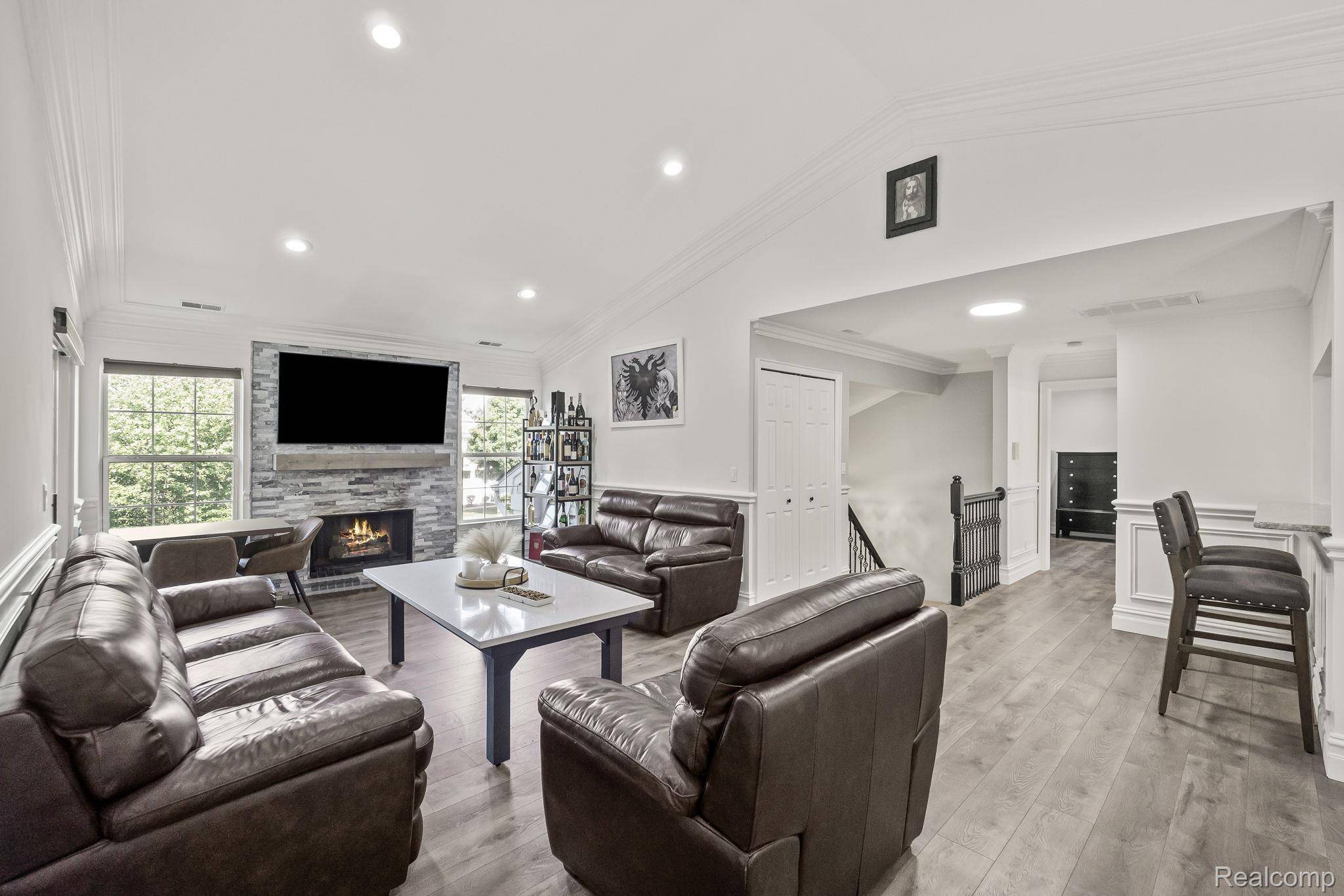 Macomb, MI 48044,46214 Cavalier DR