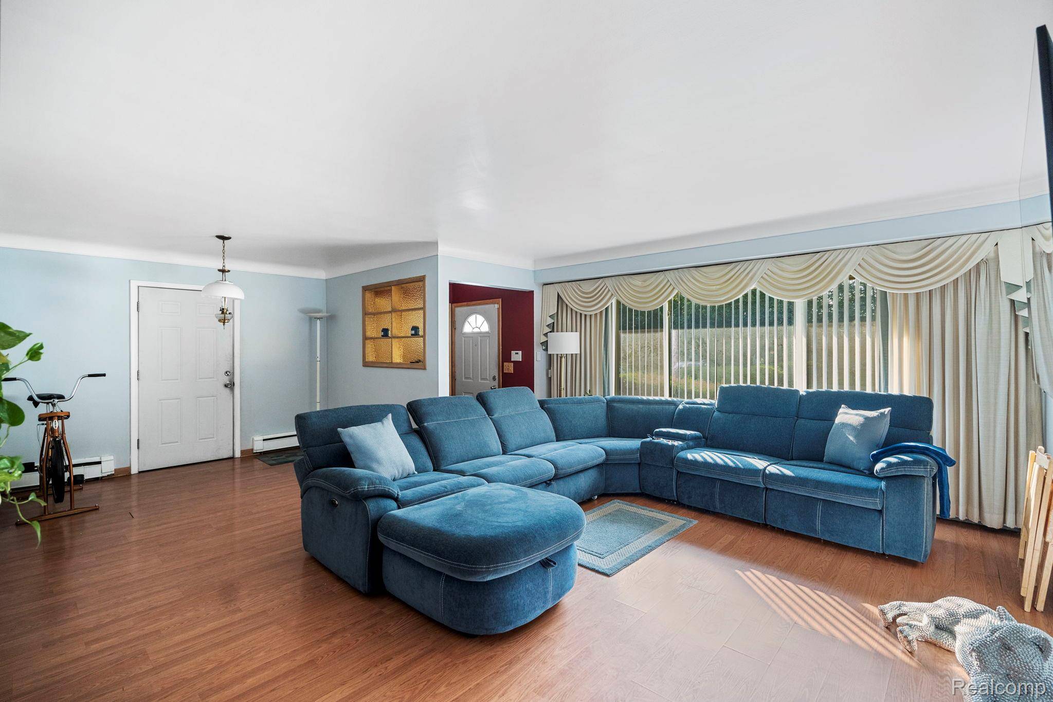 Southfield, MI 48075,18527 George Washington DR