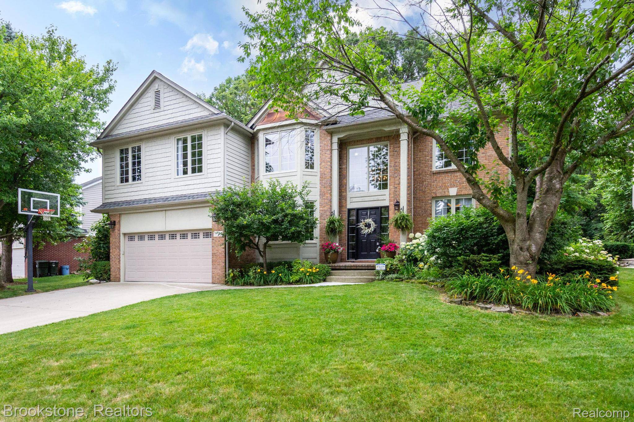 Rochester Hills, MI 48309,3845 Beechcrest