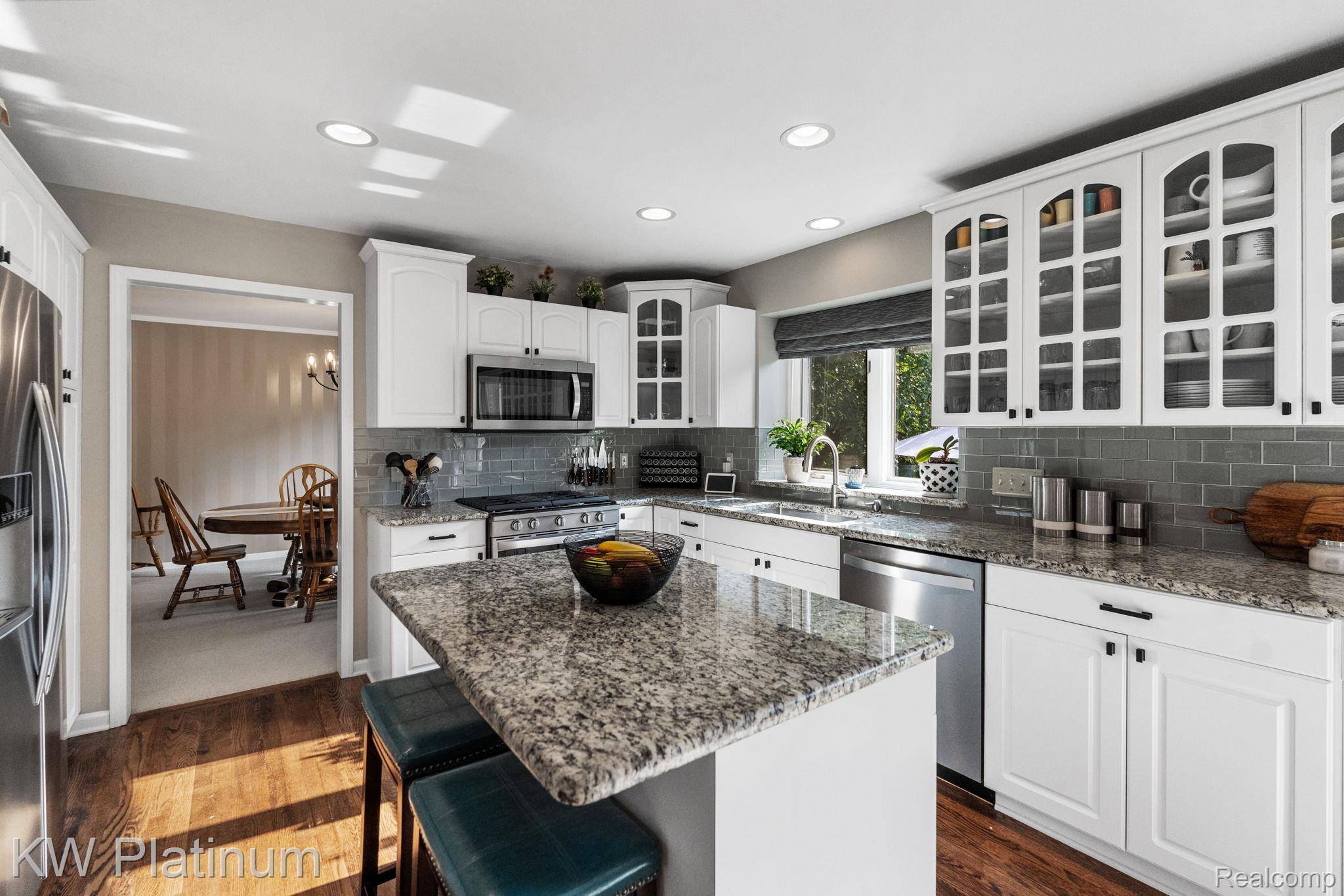 Troy, MI 48085,4317 Vassar DR