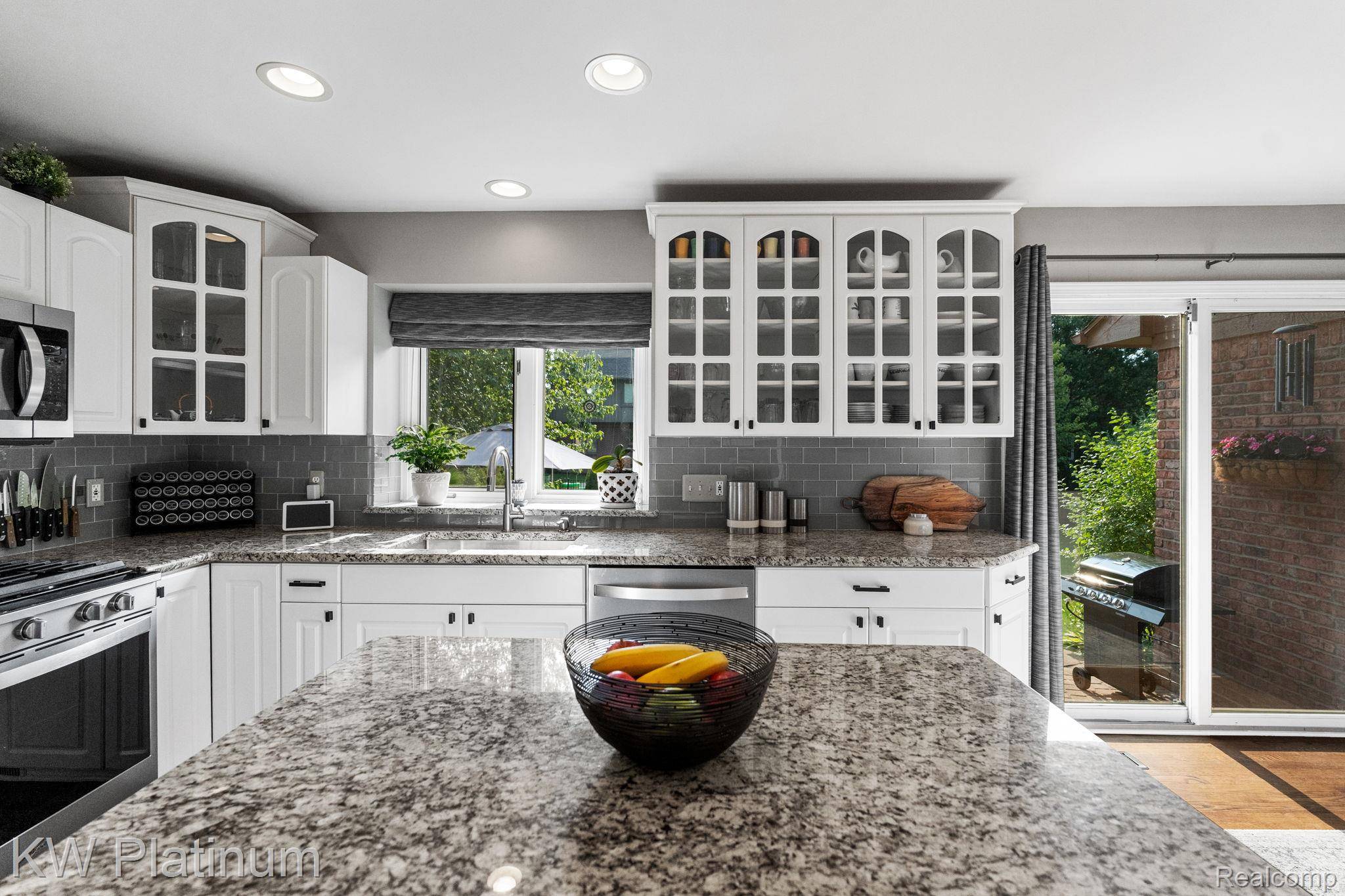 Troy, MI 48085,4317 Vassar DR