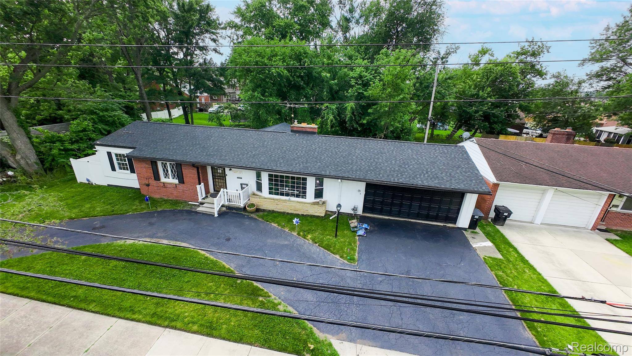 Detroit, MI 48227,17525 Midland ST