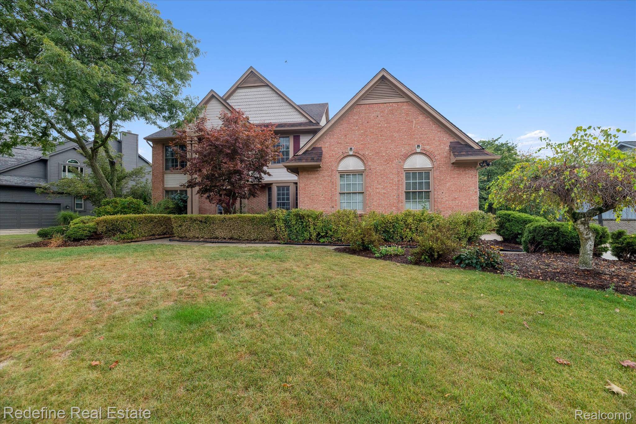 West Bloomfield, MI 48324,2841 Treyburn LN