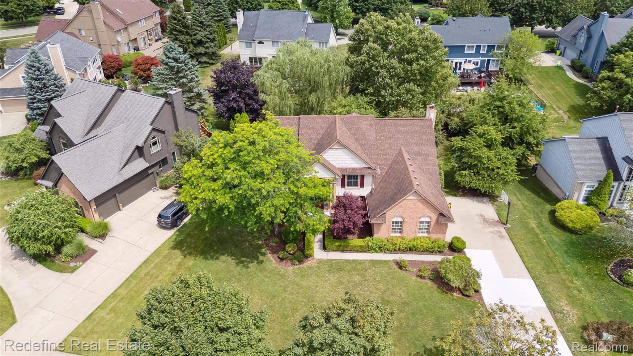 West Bloomfield, MI 48324,2841 Treyburn LN