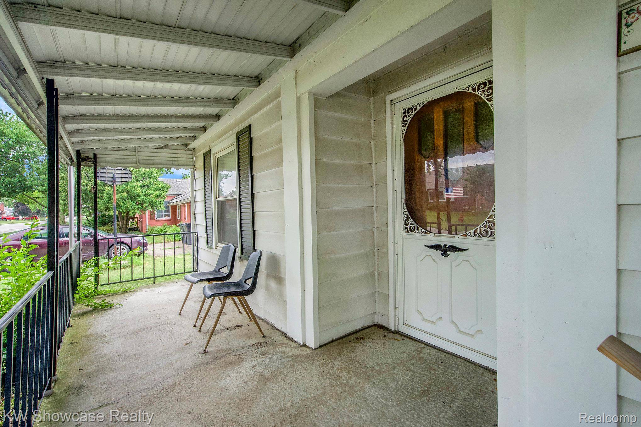 Livonia, MI 48152,18638 Shadyside ST