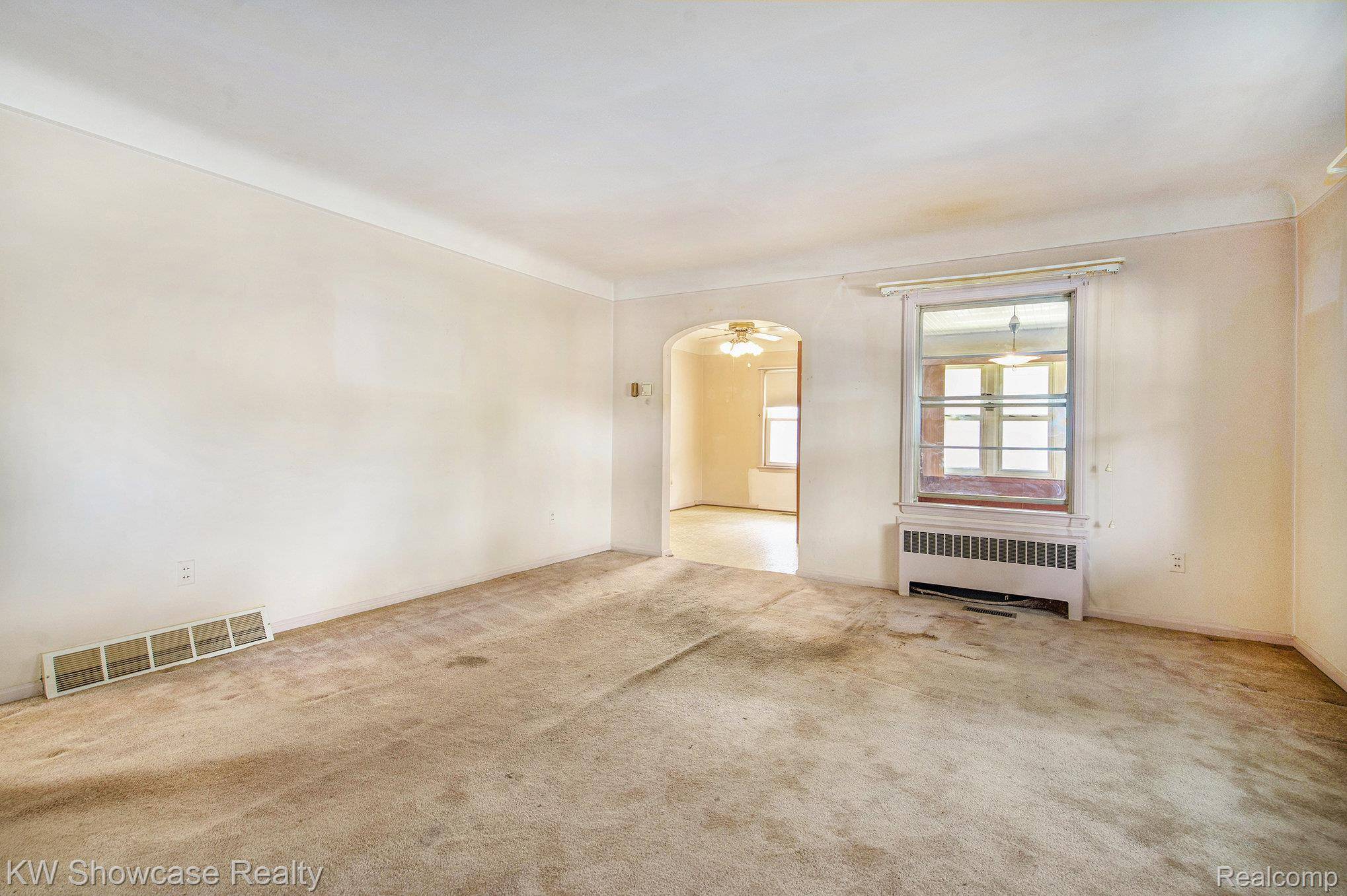 Livonia, MI 48152,18638 Shadyside ST