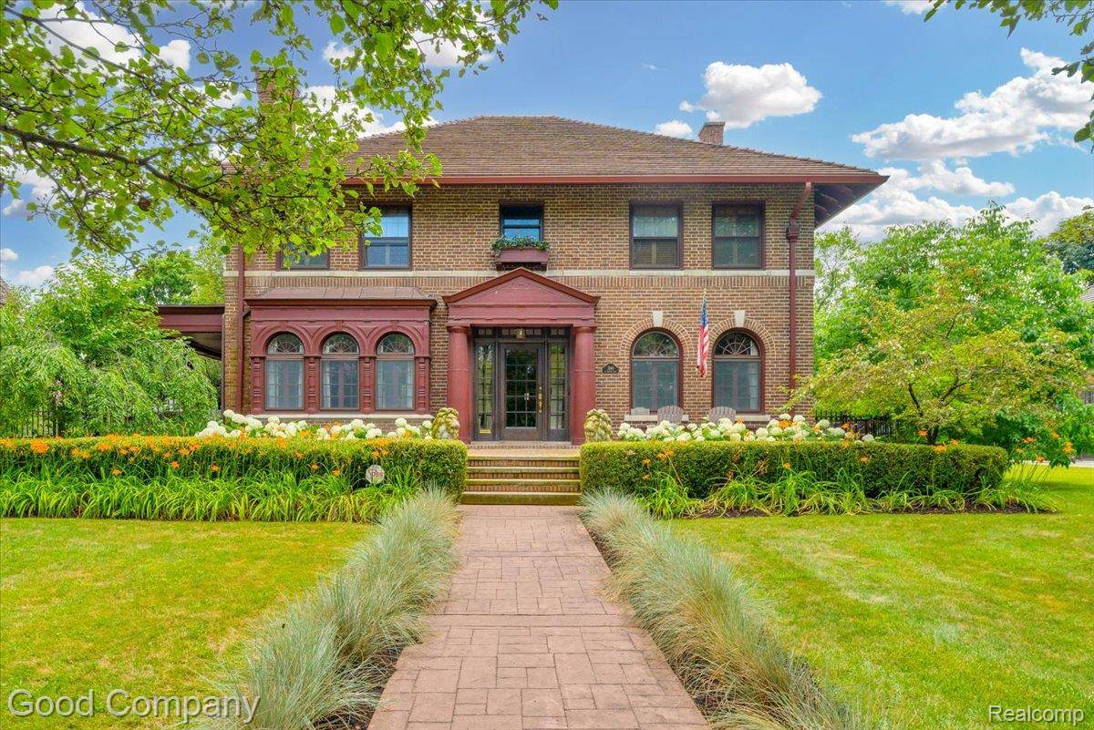 Detroit, MI 48202,1169 W Boston BLVD