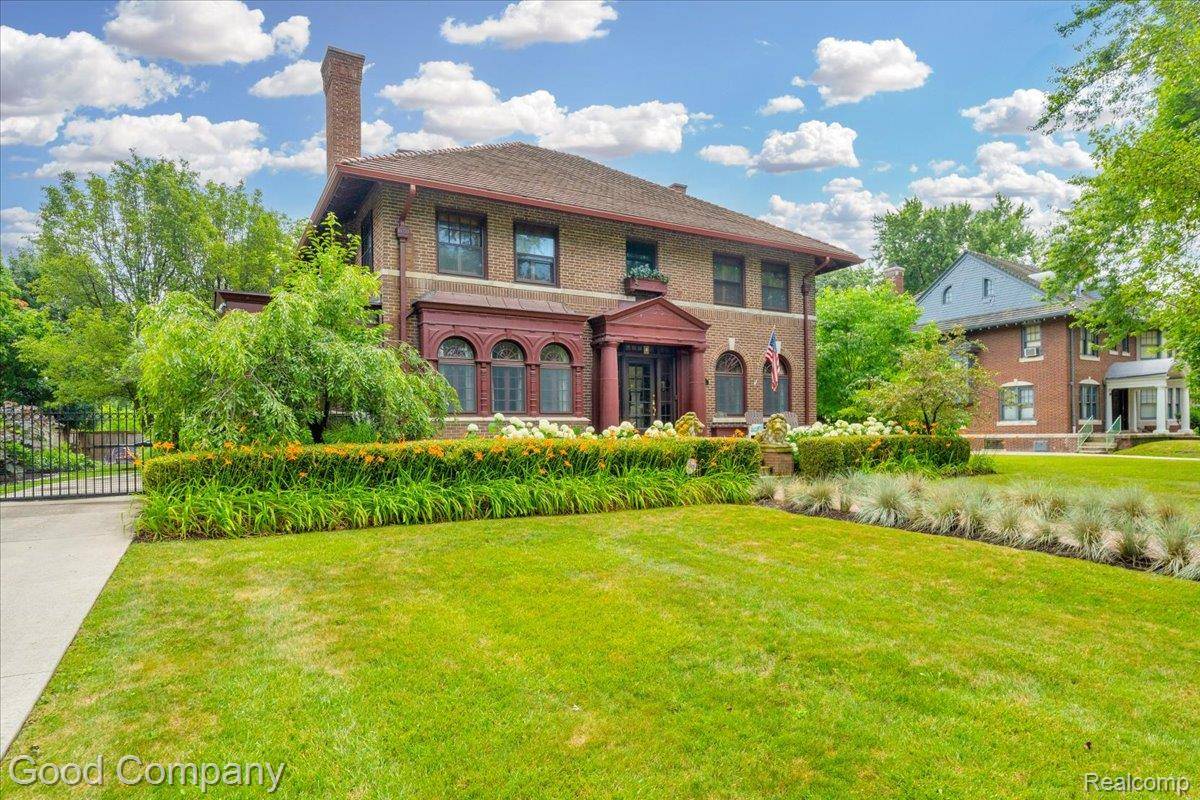 Detroit, MI 48202,1169 W Boston BLVD