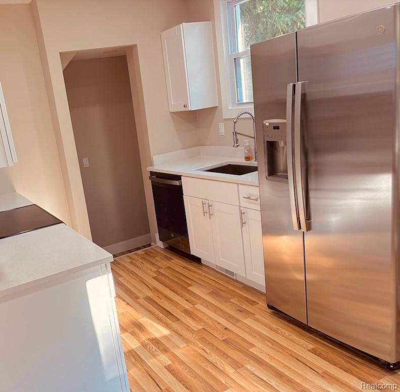 Detroit, MI 48221,16519 Monica ST