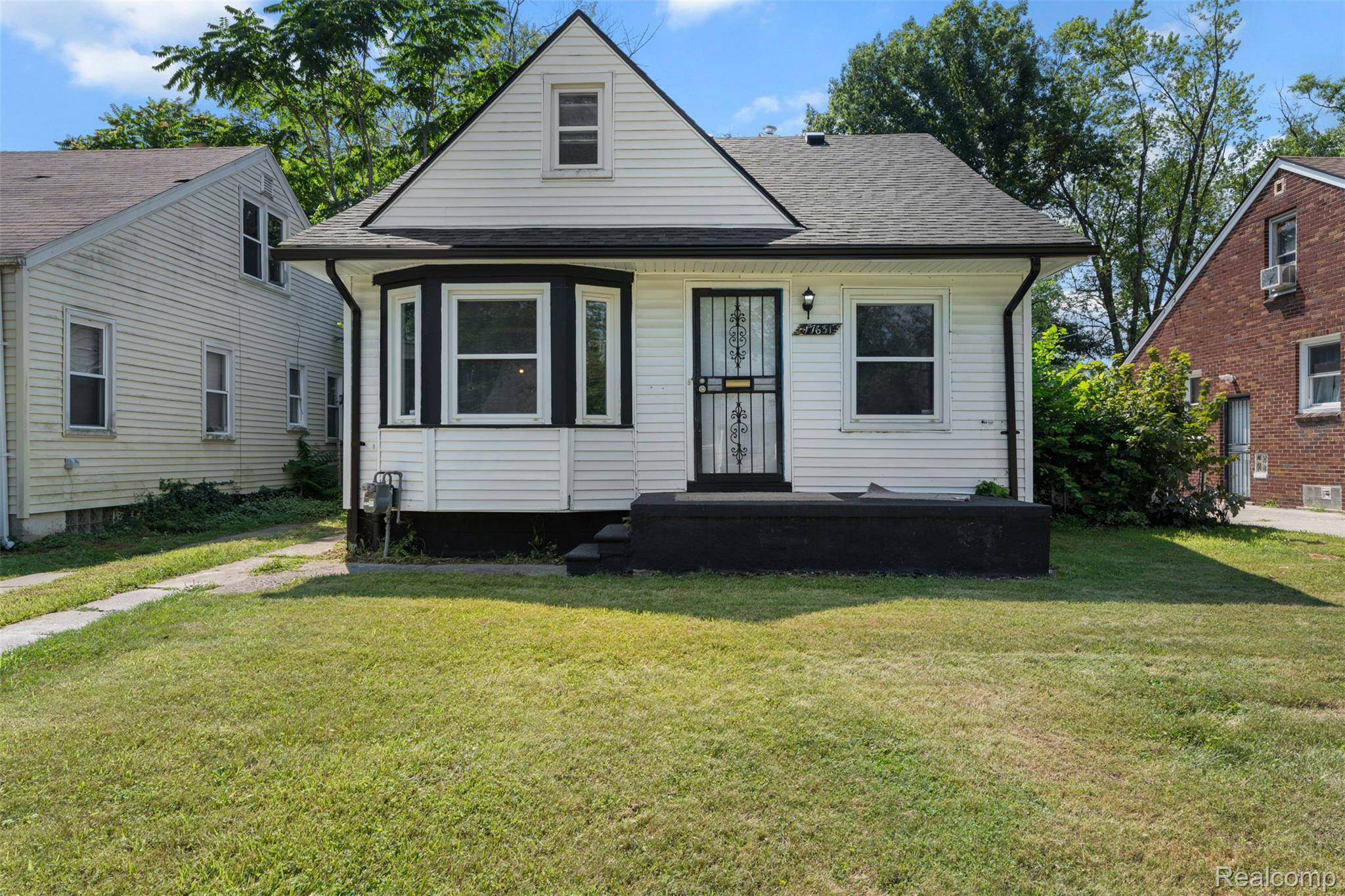 Detroit, MI 48219,17631 Kentfield ST