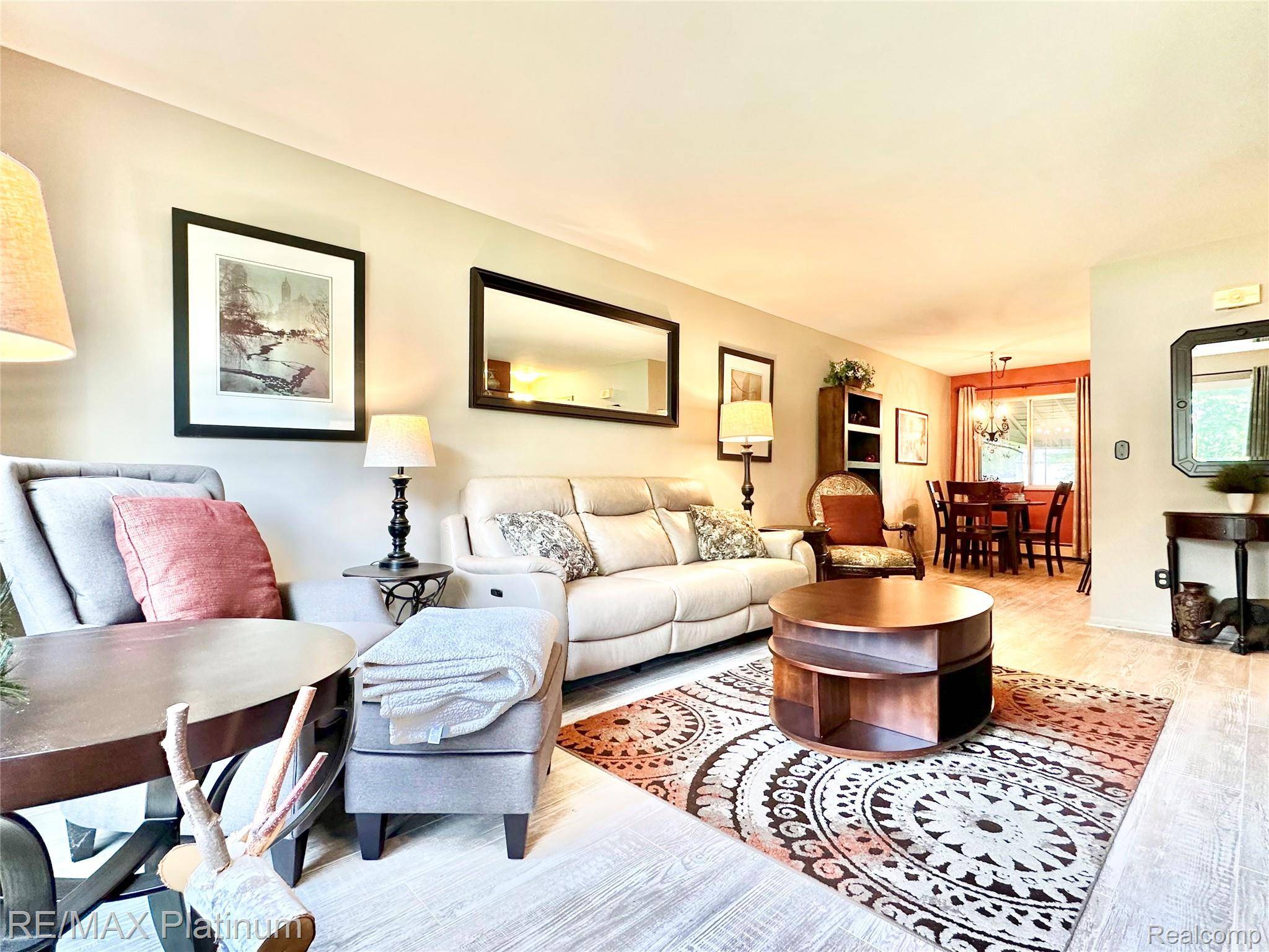 Brighton, MI 48116,5955 Alan DR #60