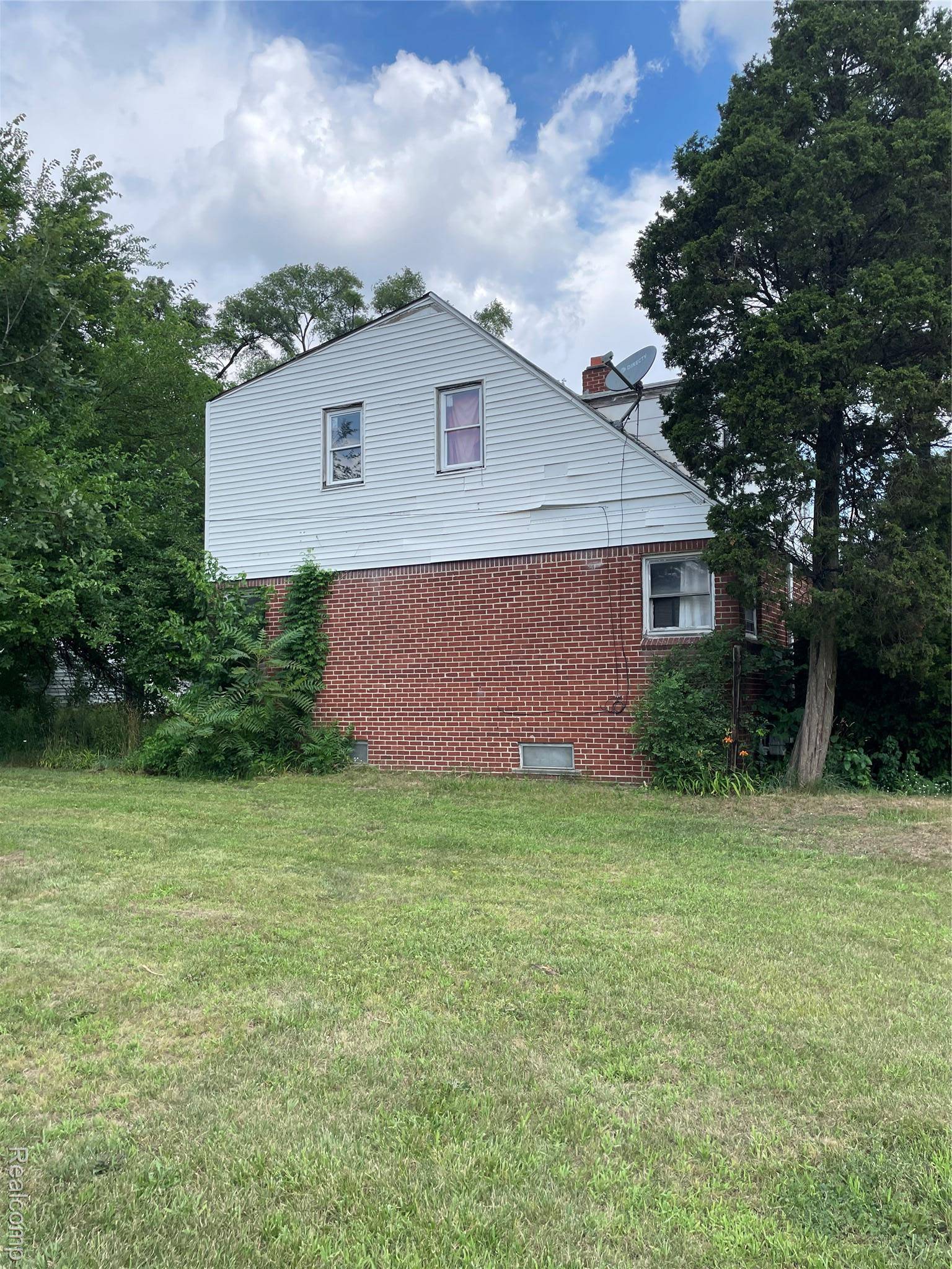 Detroit, MI 48221,16811 Monica ST