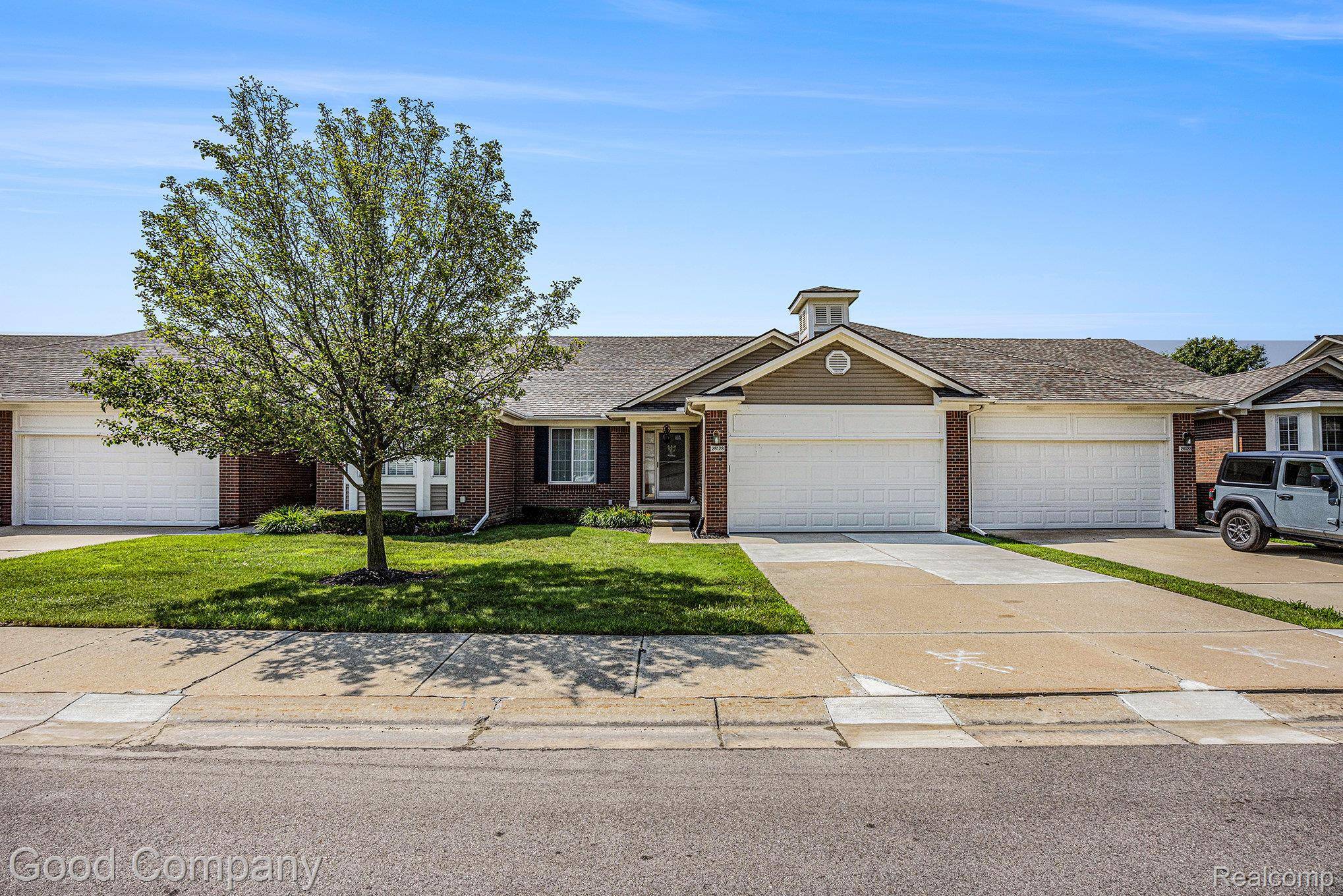 New Baltimore, MI 48051,26128 Joanne Smith LN