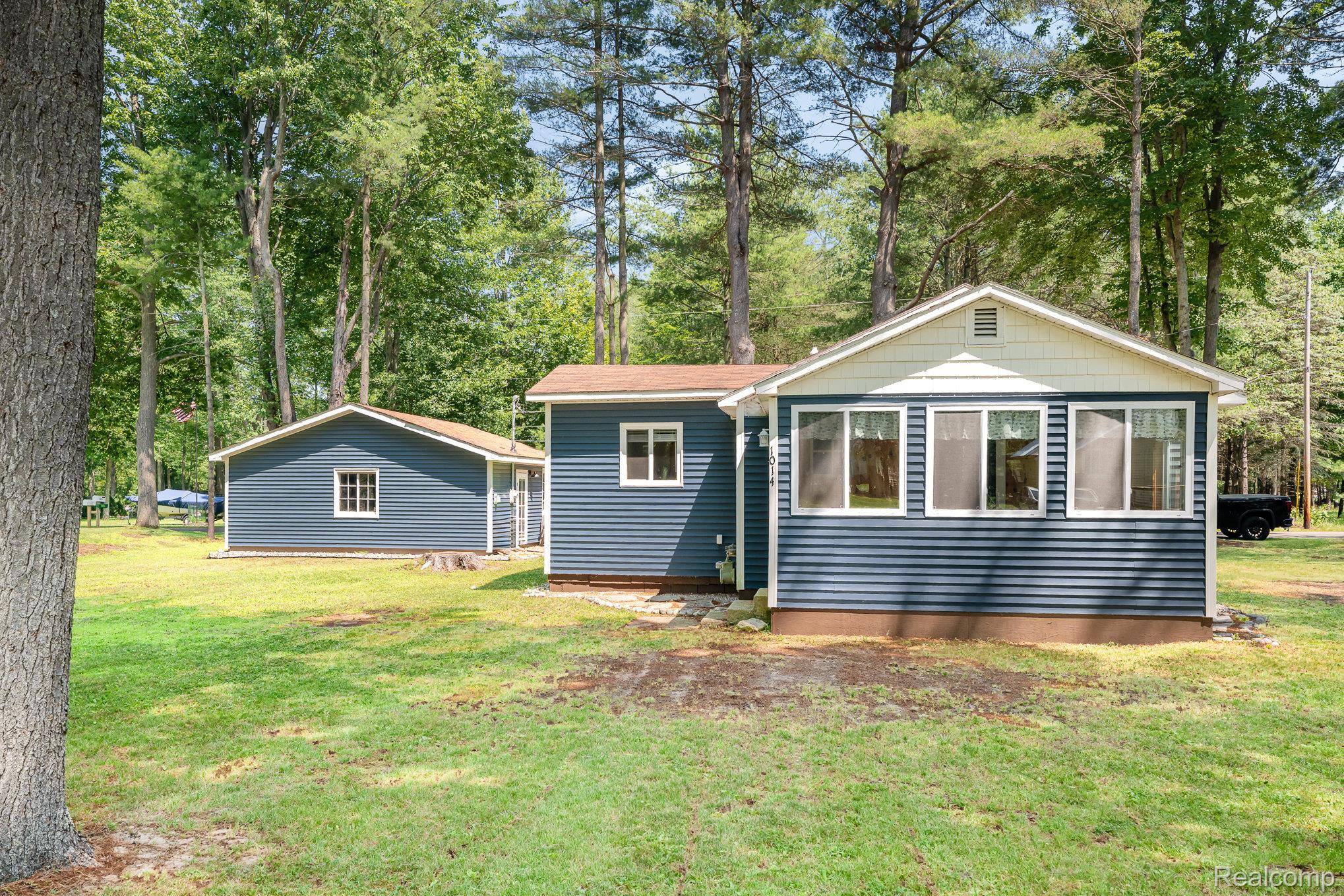 East Tawas, MI 48730,1014 Clifford ST