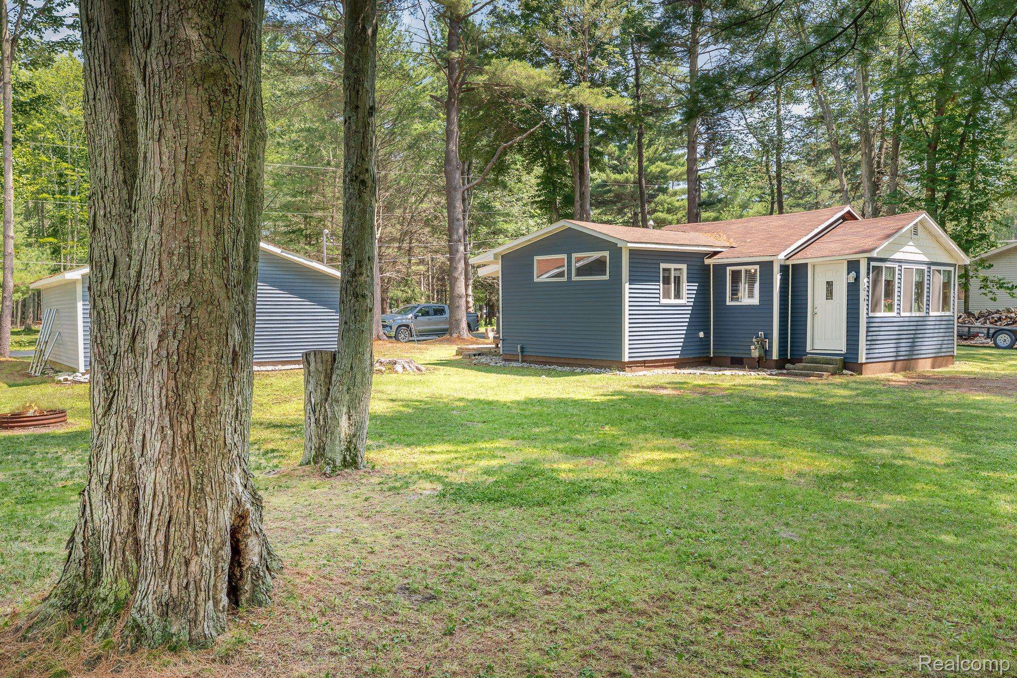 East Tawas, MI 48730,1014 Clifford ST