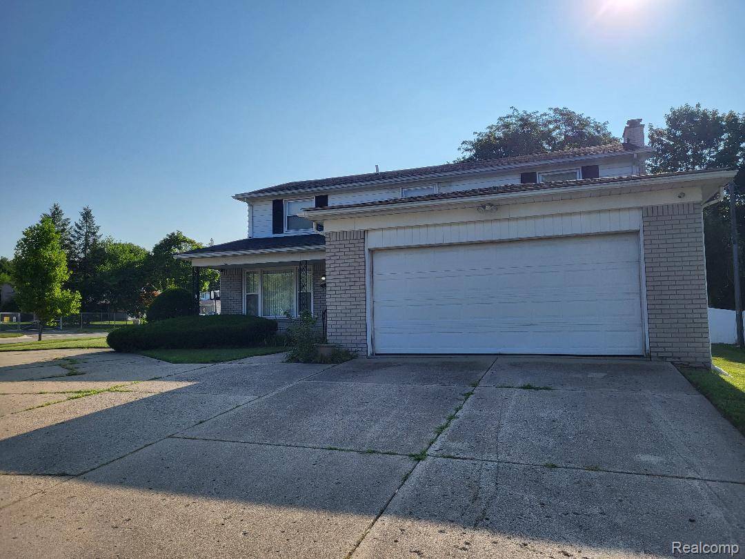 Southfield, MI 48076,27870 Devonshire ST