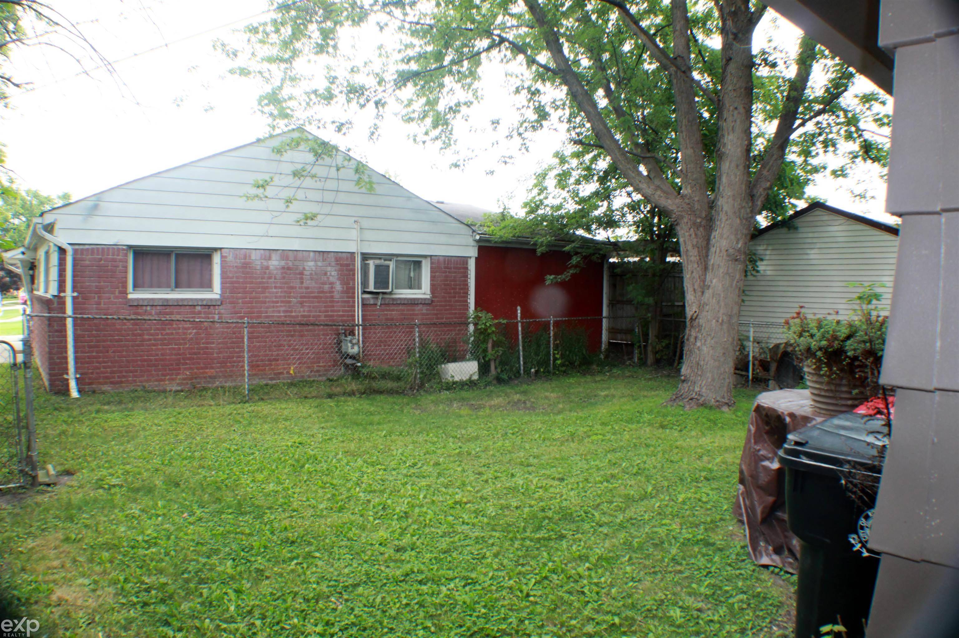 Roseville, MI 48066,26442 Barnes St