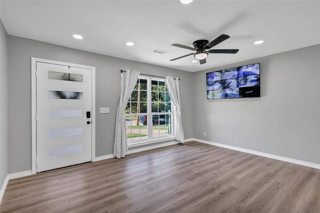 Fort Worth, TX 76135,6400 Shadydell Drive