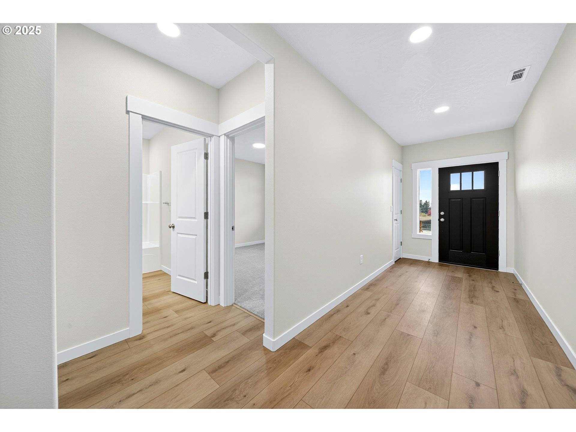 Hermiston, OR 97838,1142 SE Owyn DR