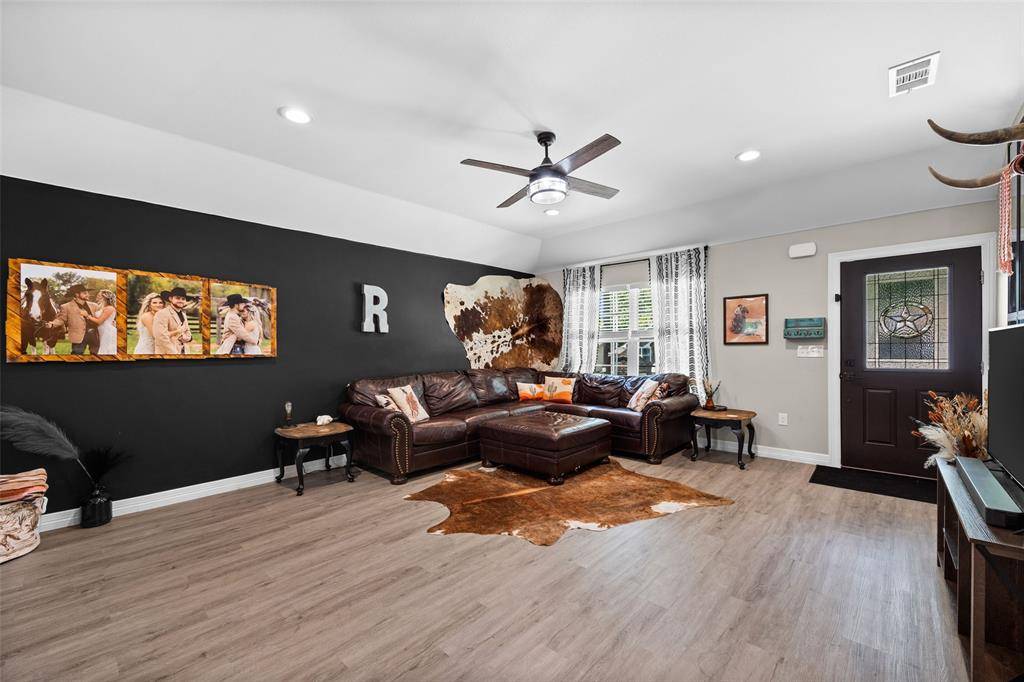 Whitesboro, TX 76273,112 Buchanan Street