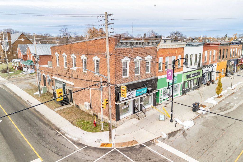 Arnprior, ON K7S 1N3,4 Elgin ST W