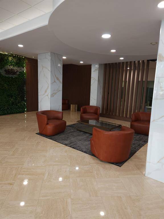 Sunny Isles Beach, FL 33160,250 174th St #1710