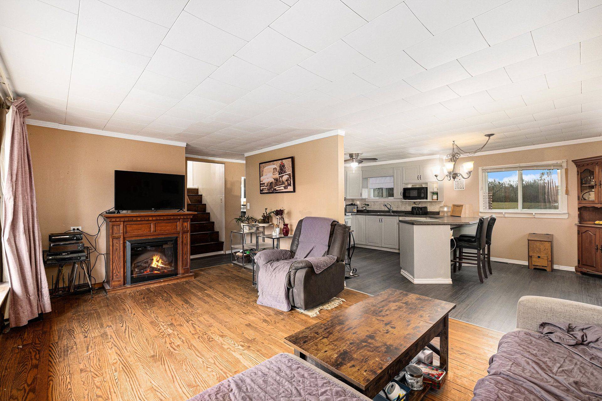 Rideau Lakes, ON K0G 1L0,88 Bay RD