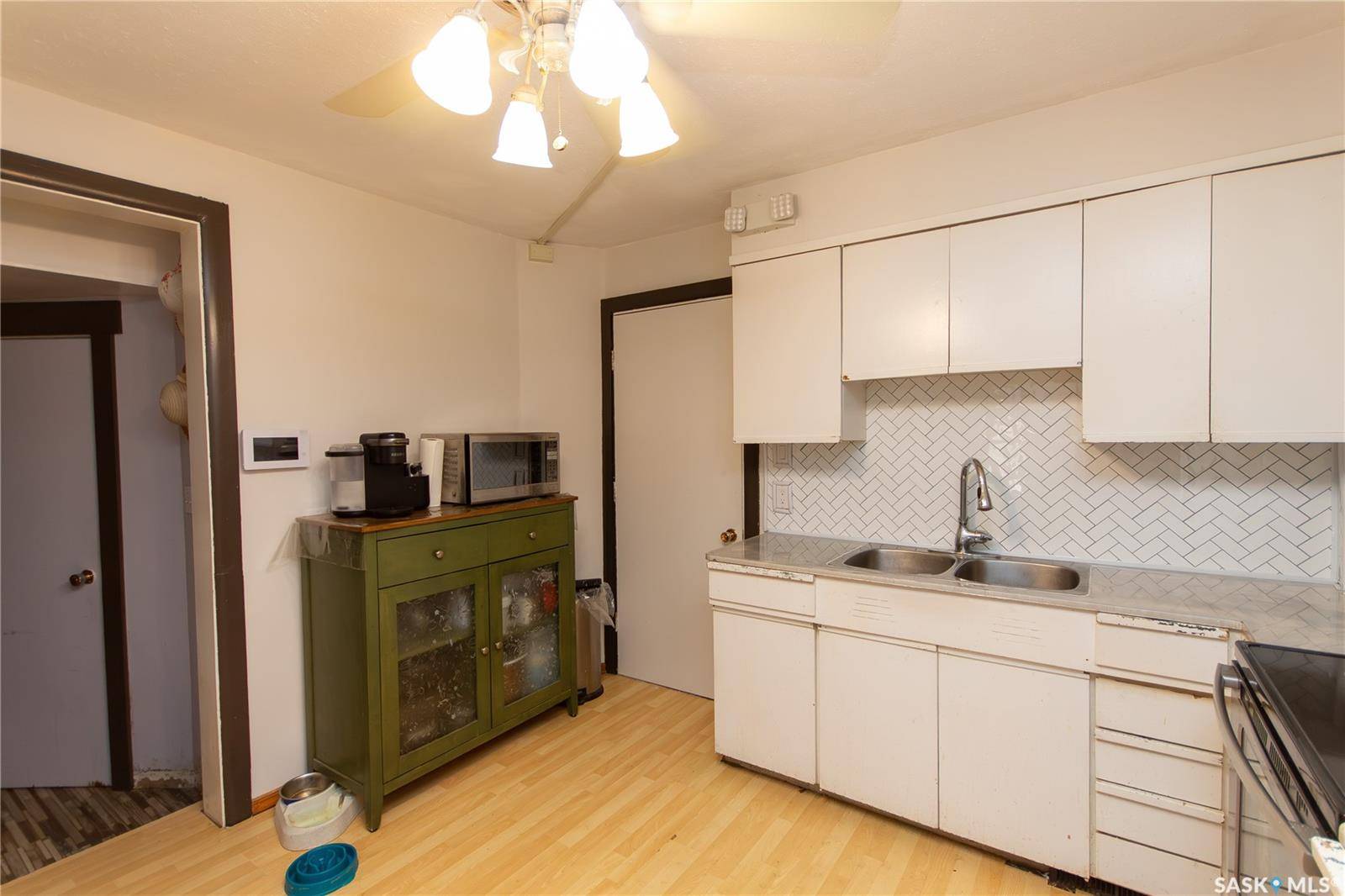 Battleford, SK S0M 0E0,312 32nd STREET