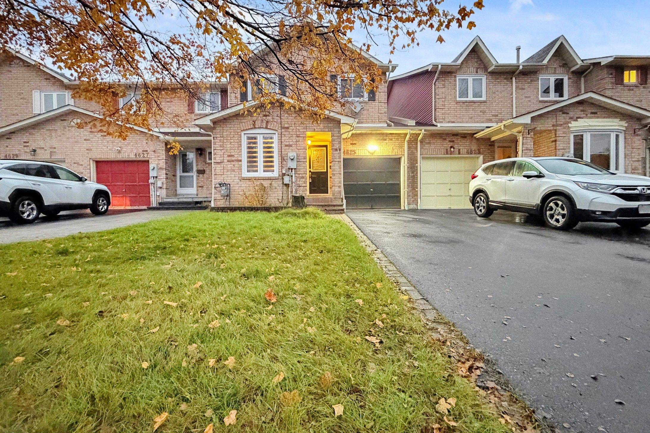 Mississauga, ON L5R 1X9,4625 Westbourne TER