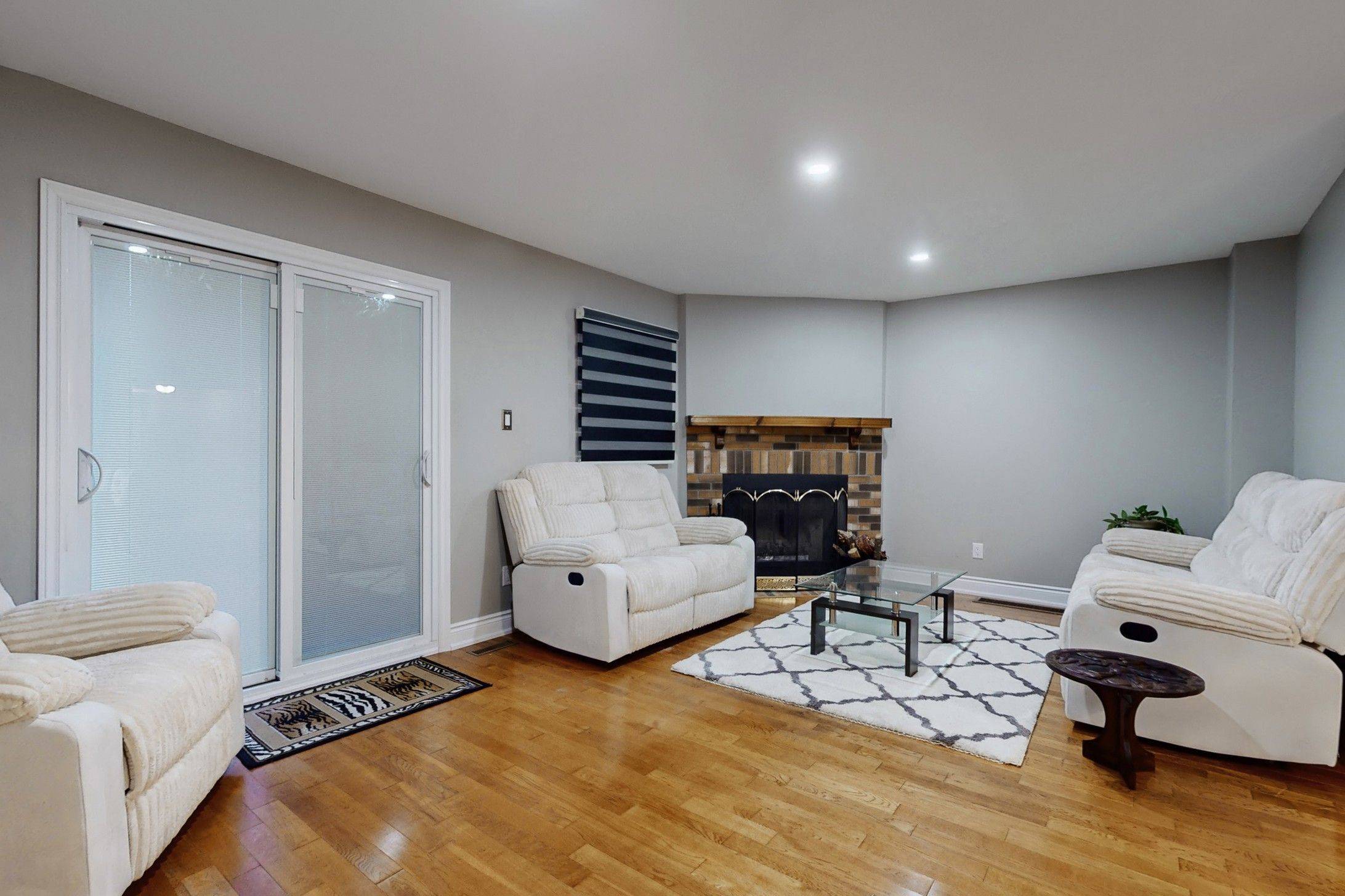 Mississauga, ON L5R 1X9,4625 Westbourne TER