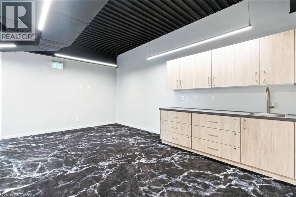 Burlington, ON L7M 1H6,1232 Northside RD #202