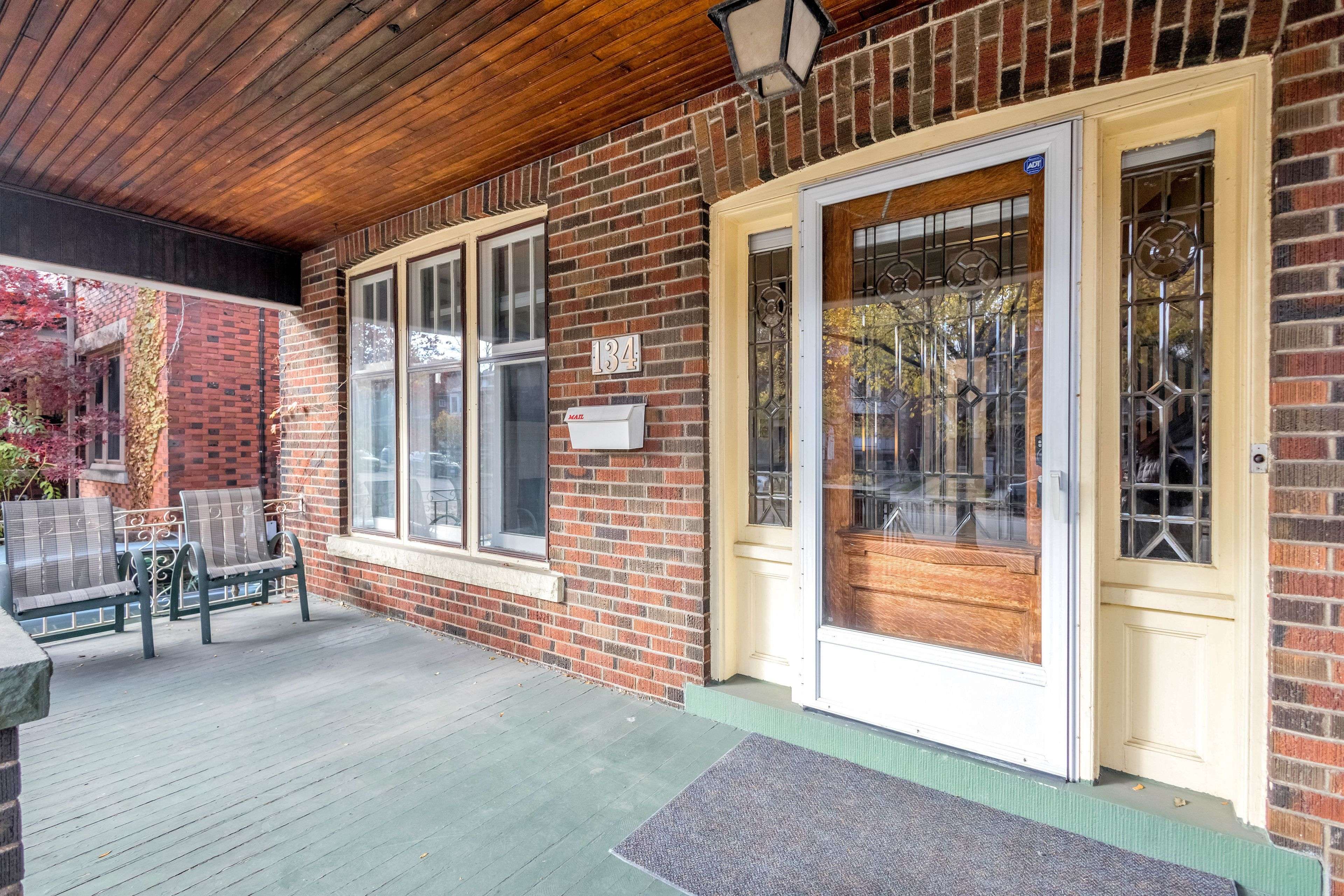 Hamilton, ON L8M 2P9,134 Sherman AVE S