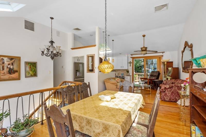 Kinnelon Boro, NJ 07405,6 Mulberry Trl